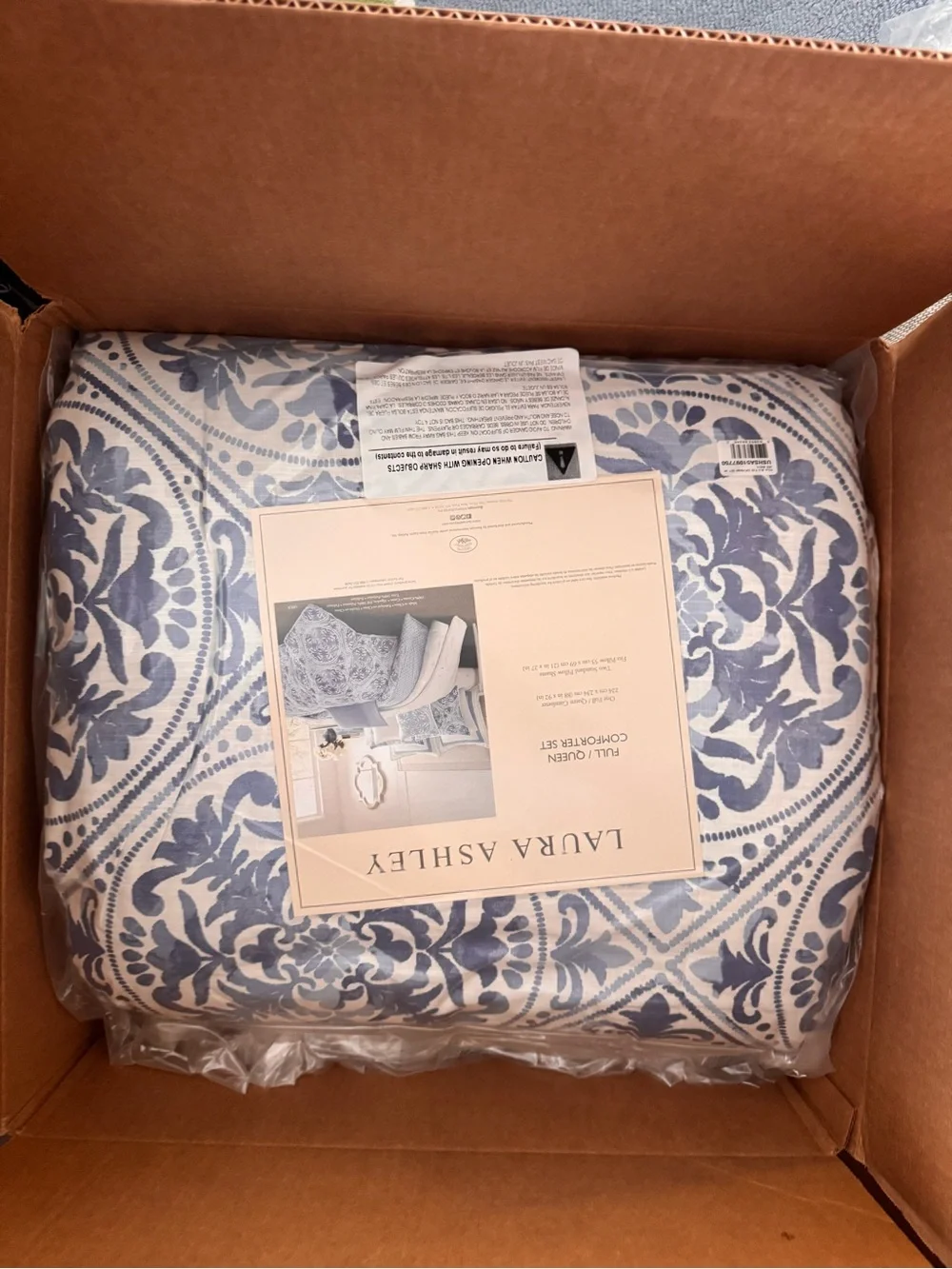 Laura Ashley Blue and White Damask Full/Queen Comforter Set